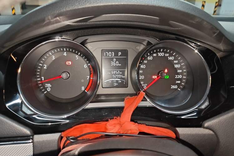 Used Volkswagen Sagitar 2015 1.6L Automatic Comfort Model Instrument Cluster