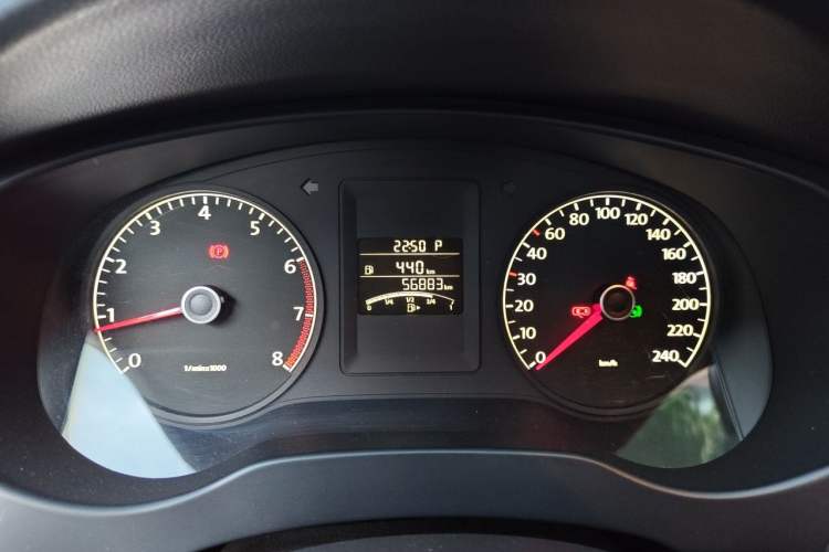 Used Volkswagen Sagitar 2015 1.6L Automatic Comfort Model Instrument Cluster