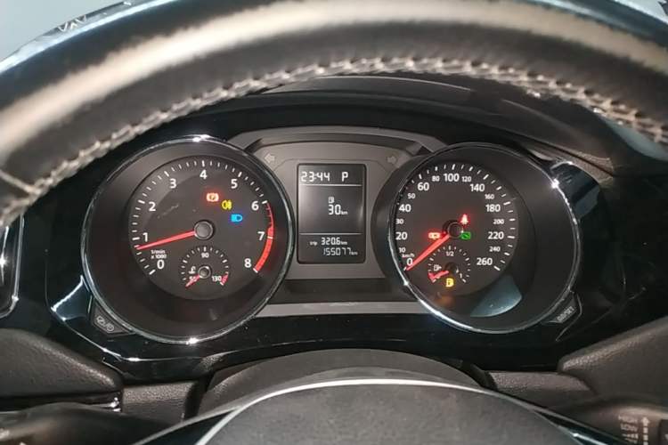 Used Volkswagen Sagitar 2015 230TSI Automatic Comfort Version Instrument Cluster