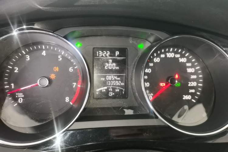 Used Volkswagen Sagitar 2015 1.6L Automatic Comfort Model Instrument Cluster