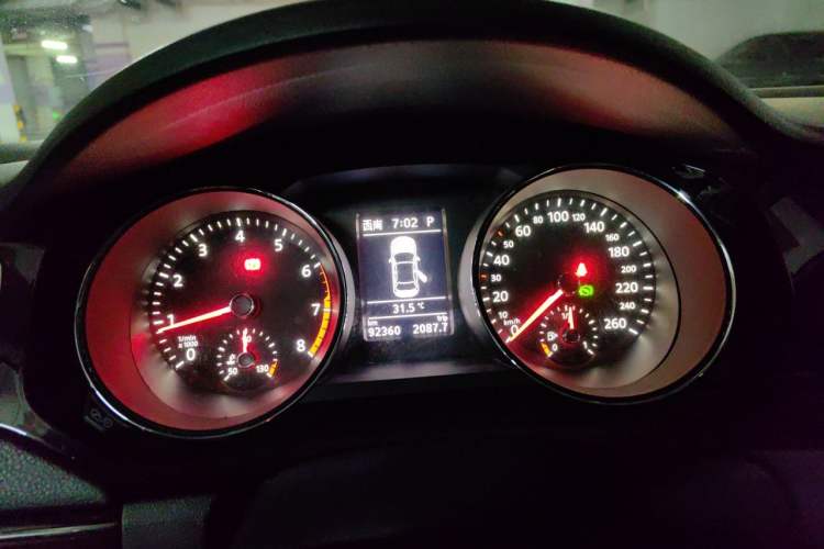 Used Volkswagen Sagitar 2015 280TSI Automatic Flagship Model Instrument Cluster