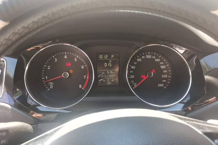 Used Volkswagen Sagitar 2015 1.6L Automatic Comfort Model Instrument Cluster