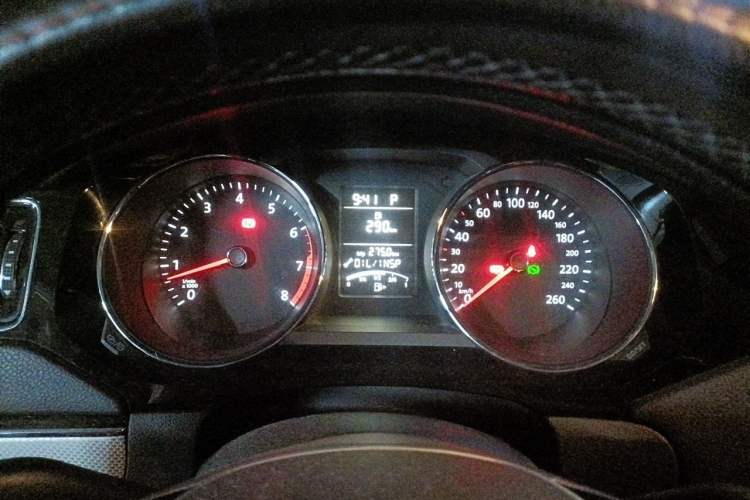 Used Volkswagen Sagitar 2015 1.6L Automatic Comfort Model Instrument Cluster