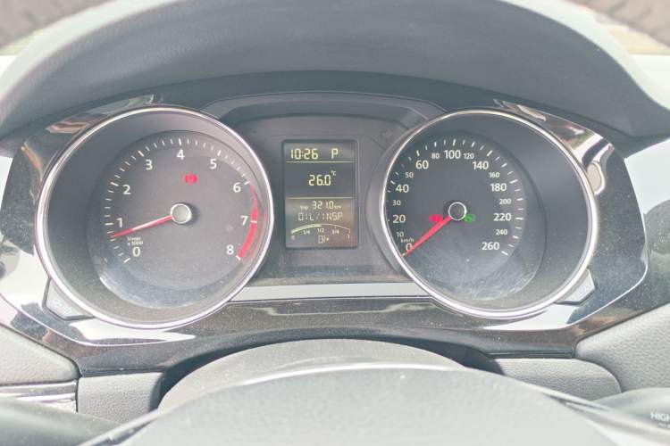 Used Volkswagen Sagitar 2015 1.6L Automatic Comfort Model Instrument Cluster