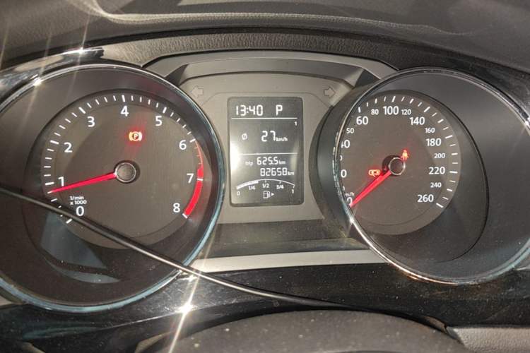 Used Volkswagen Sagitar 2015 1.6L Automatic Comfort Model Instrument Cluster
