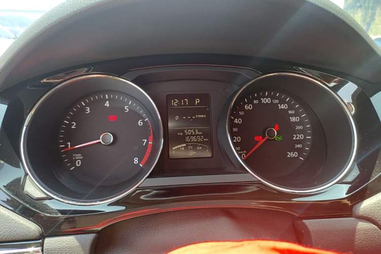 Used Volkswagen Sagitar 2015 1.6L Automatic Comfort Model Instrument Cluster