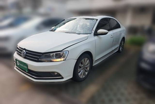 Used Volkswagen Sagitar 2015 230TSI Automatic Comfort Version
