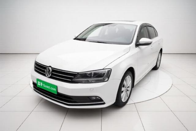 Volkswagen Sagitar 2015 230TSI Automatic Comfort Version usado