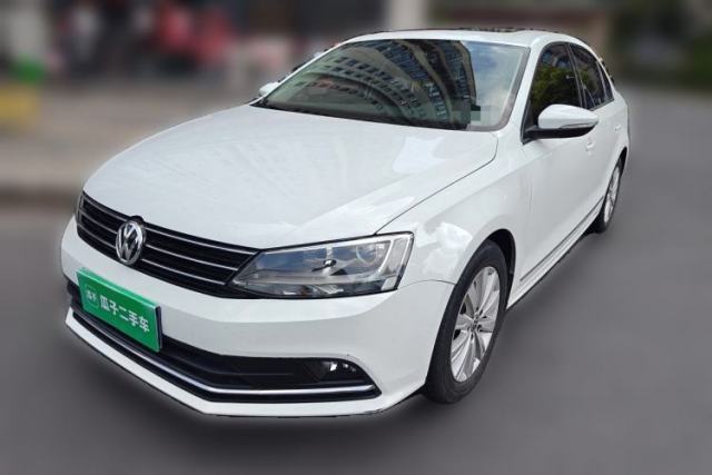 Used Volkswagen Sagitar 2015 230TSI Automatic Comfort Version