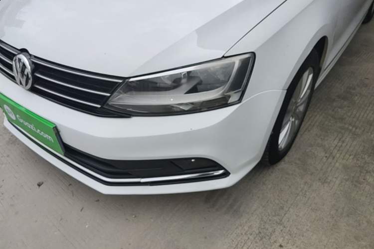 Used Volkswagen Sagitar 2015 1.6L Automatic Comfort Model Left Front Headlight