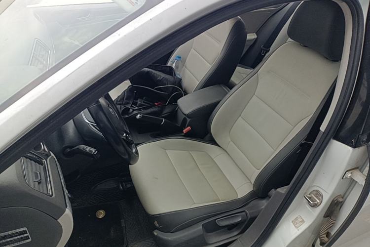 Used Volkswagen Sagitar 2015 1.6L Automatic Comfort Model Left Front Seat