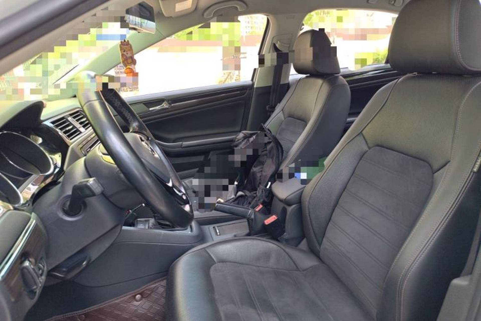 Used Volkswagen Sagitar 2015 230TSI Automatic Luxury Model Left Front Seat