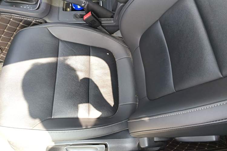 Used Volkswagen Sagitar 2015 1.6L Automatic Comfort Model Left Front Seat