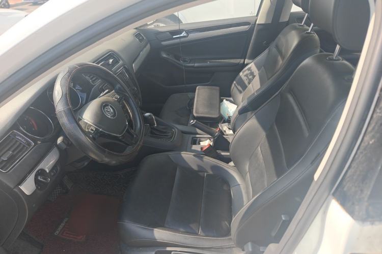 Used Volkswagen Sagitar 2015 1.6L Automatic Comfort Model Left Front Seat