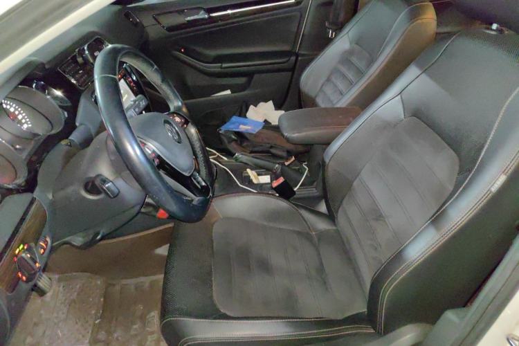 Used Volkswagen Sagitar 2015 280TSI Automatic Flagship Model Left Front Seat