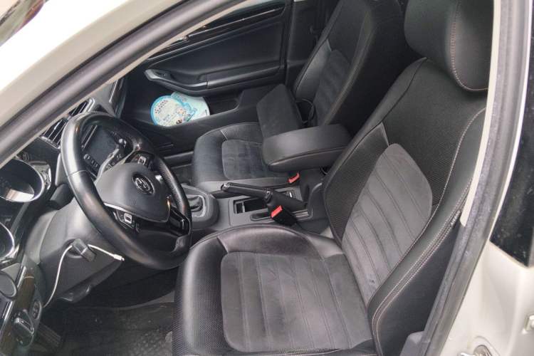 Used Volkswagen Sagitar 2015 280TSI Automatic Flagship Model Left Front Seat