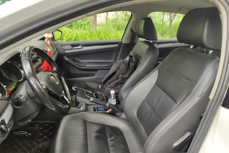 Used Volkswagen Sagitar 2015 230TSI Manual Comfort Version Left Front Seat