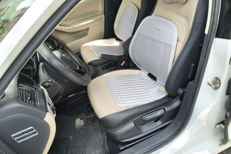 Used Volkswagen Sagitar 2015 1.6L Automatic Comfort Model Left Front Seat