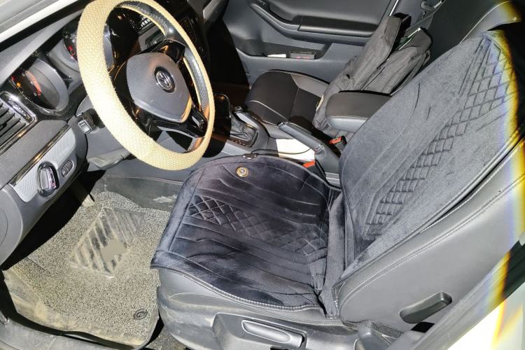 Used Volkswagen Sagitar 2015 230TSI Automatic Comfort Version Left Front Seat