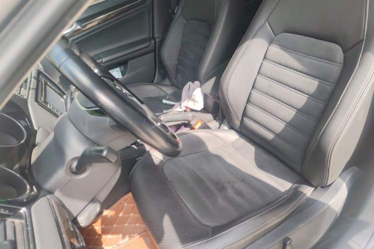 Used Volkswagen Sagitar 2015 280TSI Automatic Flagship Model Left Front Seat