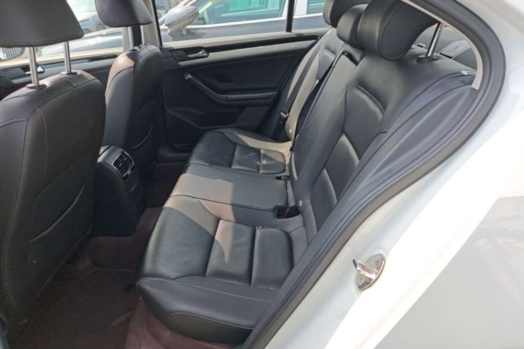Used Volkswagen Sagitar 2015 230TSI Automatic Comfort Version Left Rear Seat