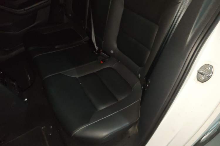 Used Volkswagen Sagitar 2015 1.6L Automatic Comfort Model Left Rear Seat