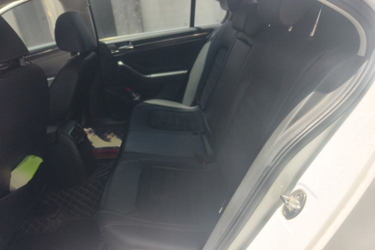 Used Volkswagen Sagitar 2015 230TSI Automatic Luxury Model Left Rear Seat