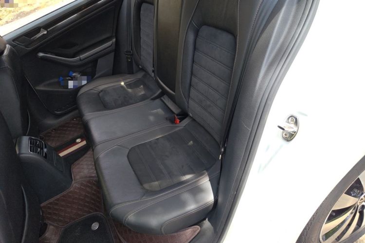 Used Volkswagen Sagitar 2015 230TSI Automatic Luxury Model Left Rear Seat