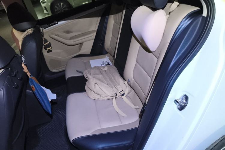Used Volkswagen Sagitar 2015 230TSI Automatic Comfort Version Left Rear Seat