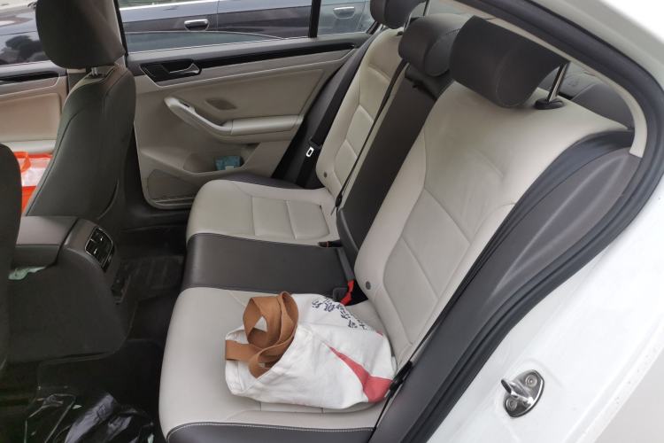 Used Volkswagen Sagitar 2015 1.6L Manual Comfort Model Left Rear Seat