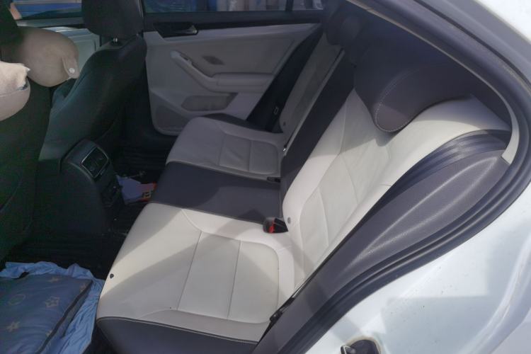 Used Volkswagen Sagitar 2015 230TSI Automatic Comfort Version Left Rear Seat
