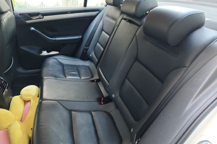 Used Volkswagen Sagitar 2015 230TSI Automatic Comfort Version Left Rear Seat