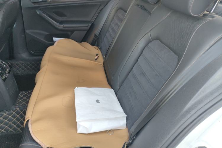 Used Volkswagen Sagitar 2015 230TSI Automatic Luxury Model Left Rear Seat