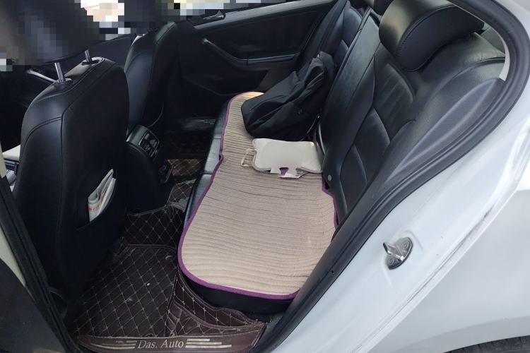 Used Volkswagen Sagitar 2015 1.6L Manual Comfort Model Left Rear Seat