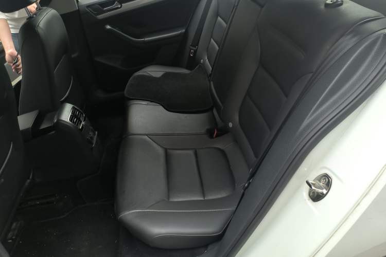 Used Volkswagen Sagitar 2015 230TSI Manual Comfort Version Left Rear Seat