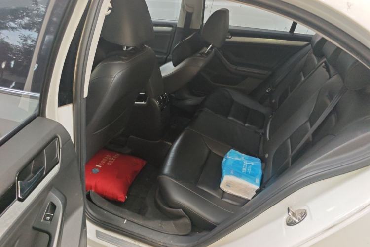 Used Volkswagen Sagitar 2015 1.6L Automatic Comfort Model Left Rear Seat