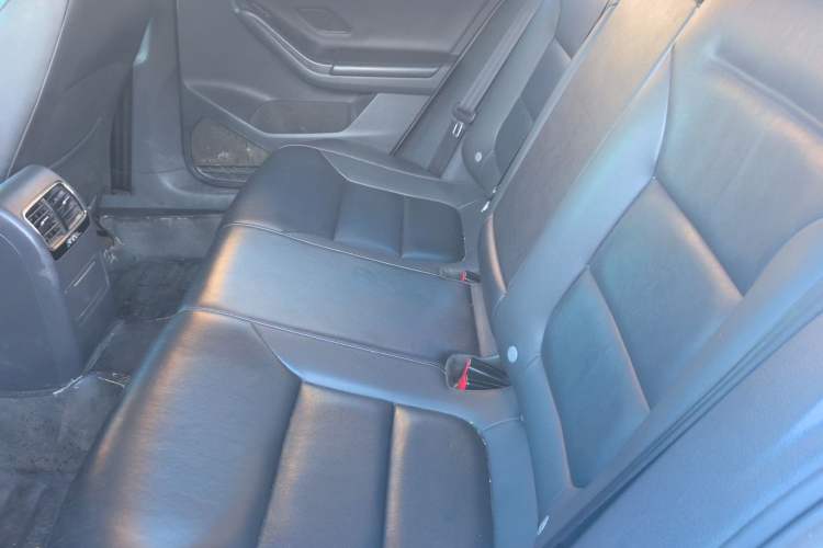 Used Volkswagen Sagitar 2015 230TSI Manual Comfort Version Left Rear Seat