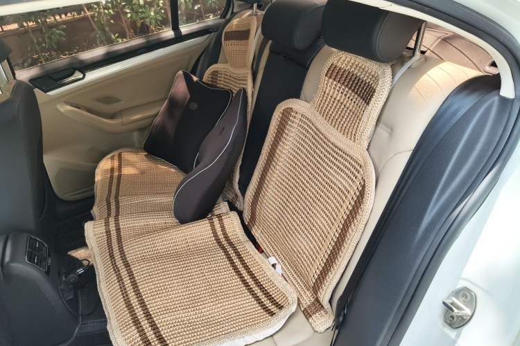 Used Volkswagen Sagitar 2015 1.6L Automatic Comfort Model Left Rear Seat