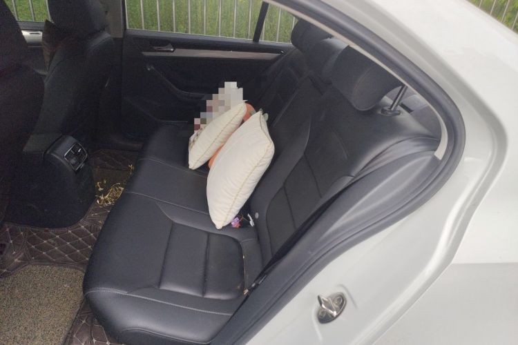 Used Volkswagen Sagitar 2015 230TSI Manual Comfort Version Left Rear Seat