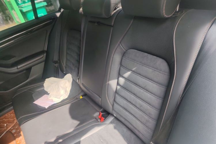 Used Volkswagen Sagitar 2015 280TSI Automatic Flagship Model Left Rear Seat