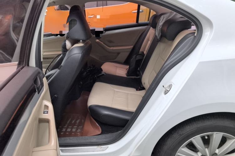 Used Volkswagen Sagitar 2015 1.6L Automatic Comfort Model Left Rear Seat