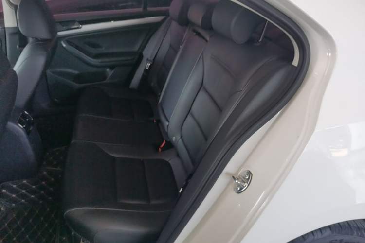 Used Volkswagen Sagitar 2015 230TSI Automatic Comfort Version Left Rear Seat