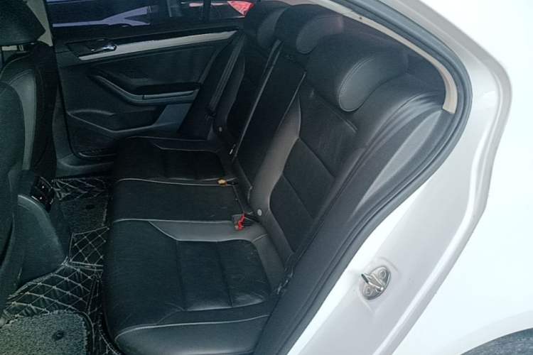 Used Volkswagen Sagitar 2015 230TSI Manual Comfort Version Left Rear Seat