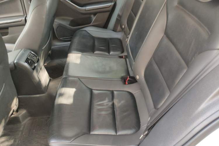 Used Volkswagen Sagitar 2015 230TSI Automatic Comfort Version Left Rear Seat