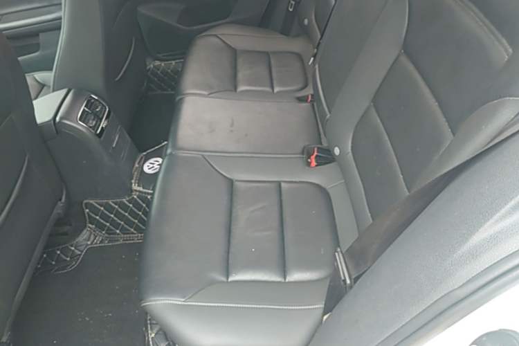Used Volkswagen Sagitar 2015 1.6L Automatic Comfort Model Left Rear Seat