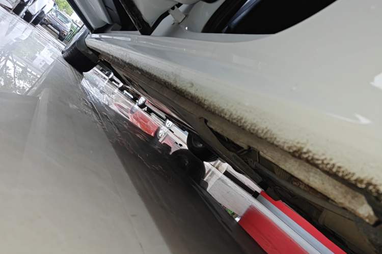 Used Volkswagen Sagitar 2015 1.6L Automatic Fashion Model Left Side Sill