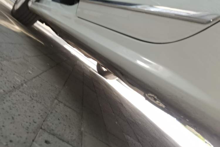 Used Volkswagen Sagitar 2015 230TSI Automatic Comfort Version Left Side Sill