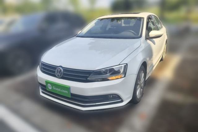 Used Volkswagen Sagitar 2015 1.6L Automatic Fashion Model