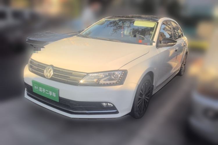 Used Volkswagen Sagitar 2015 230TSI Automatic Comfort Version Guazi used car, China used car export, Used car for sale, Used  cars, Cheapest cars for sale