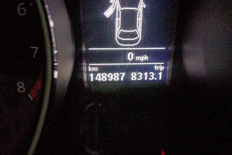 Used Volkswagen Sagitar 2015 230TSI Automatic Luxury Model Odometer Close Up